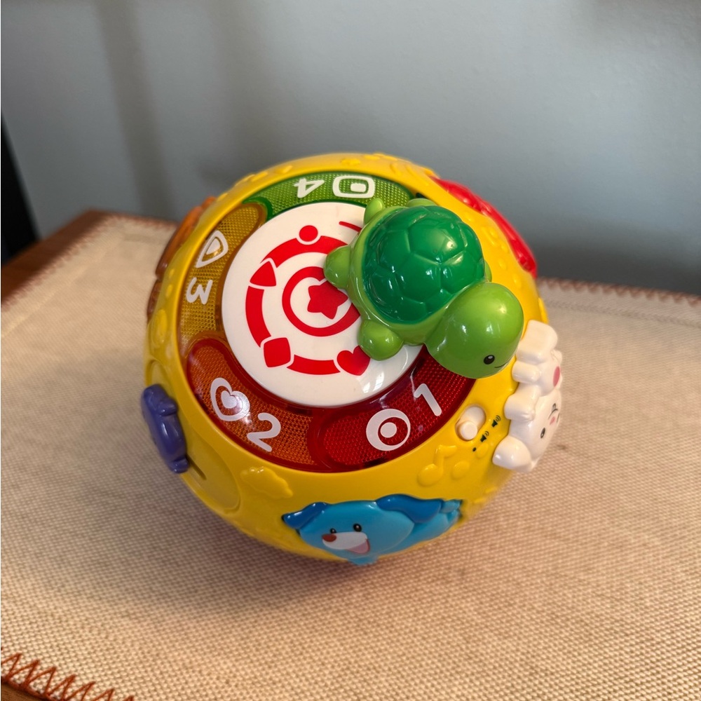 VTech Wiggle and Crawl Ball Educational Rolling Infant Baby Interactive Toy